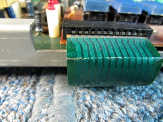 Roland TR-808 cracled ribbon cable